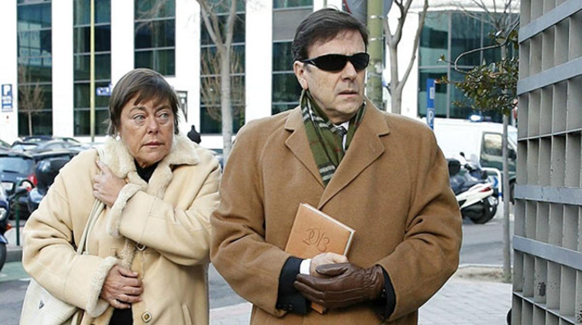 Eufemiano Fuentes i la seva germana Yolanda, a l’arribar al jutjat.