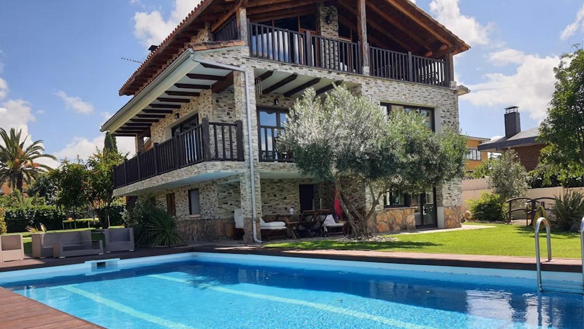 El alquiler de piscinas privadas se cuadruplica este año en Málaga