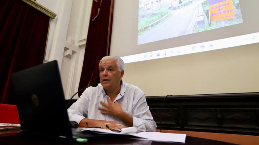 Ricardo Rodríguez ofrece una conferencia sobre el Camino de Santiago