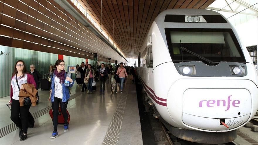 Renfe oferta billetes a precio reducido para AVE y Larga Distancia.