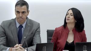 Sánchez veu "elements positius" malgrat la debacle