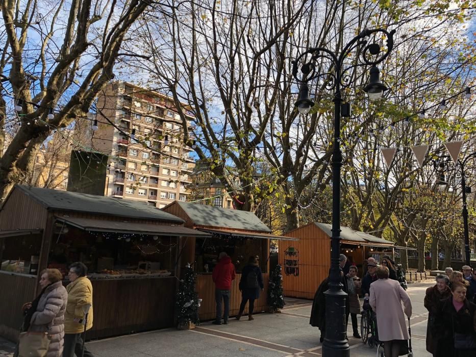 Gijón prepara sus luces de Navidad