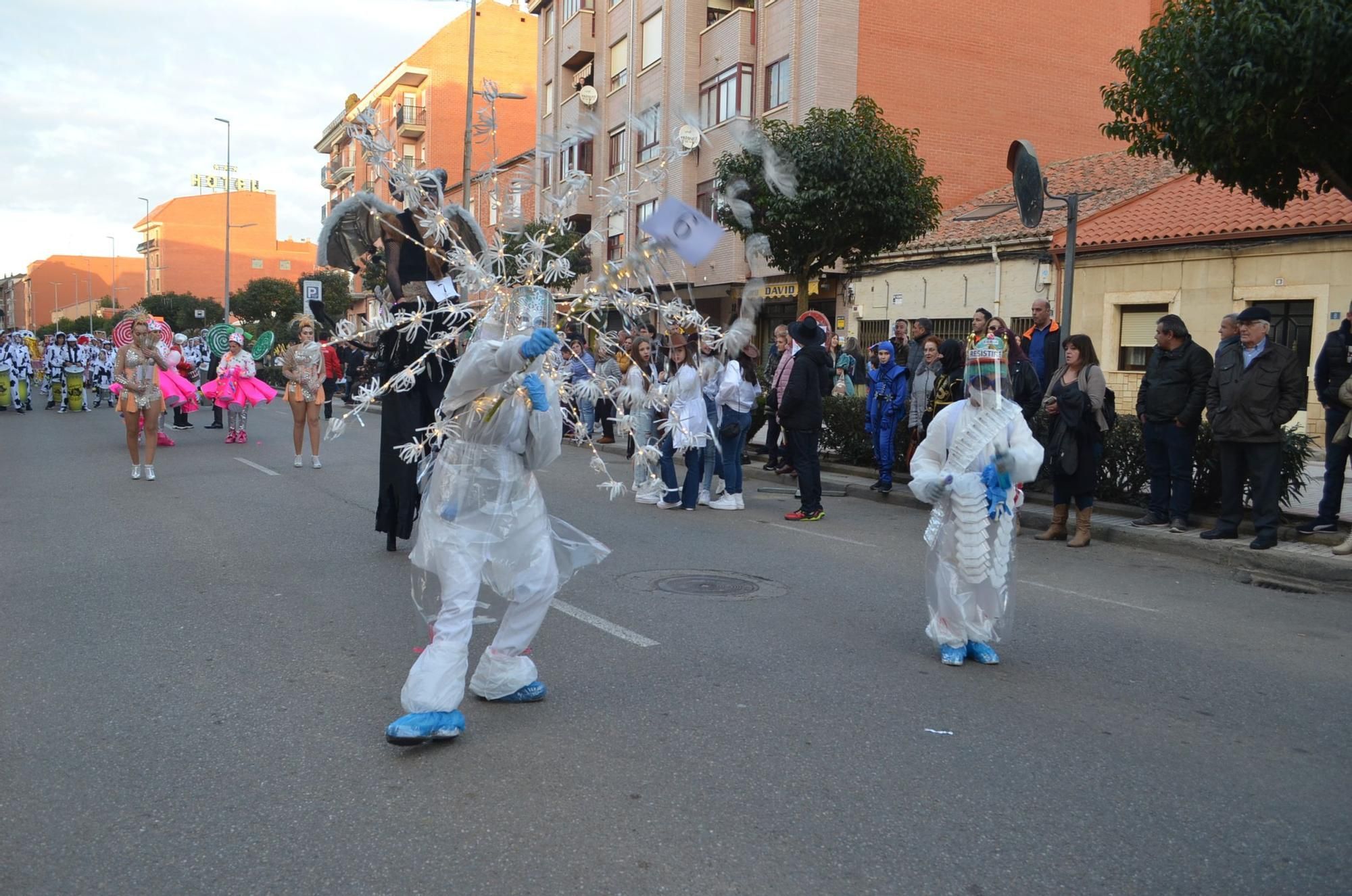 Disfraz contra el coronavirus