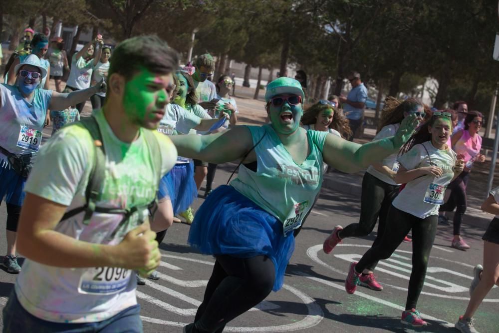 La primera edición de «FestiRun» combina deporte y diversión en una carrera que logró reunir a multitud de personas