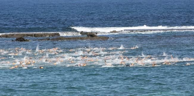 TRAVESÍA A NADO PLAYA DE LAS CANTERAS 2016