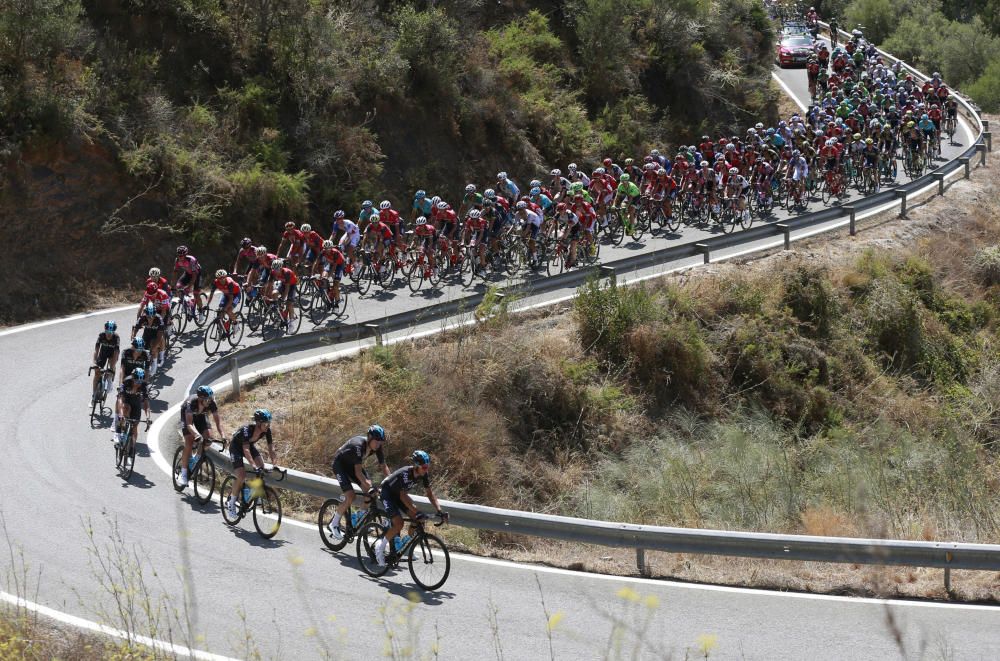 La duodécima etapa de la vuelta, en imágenes