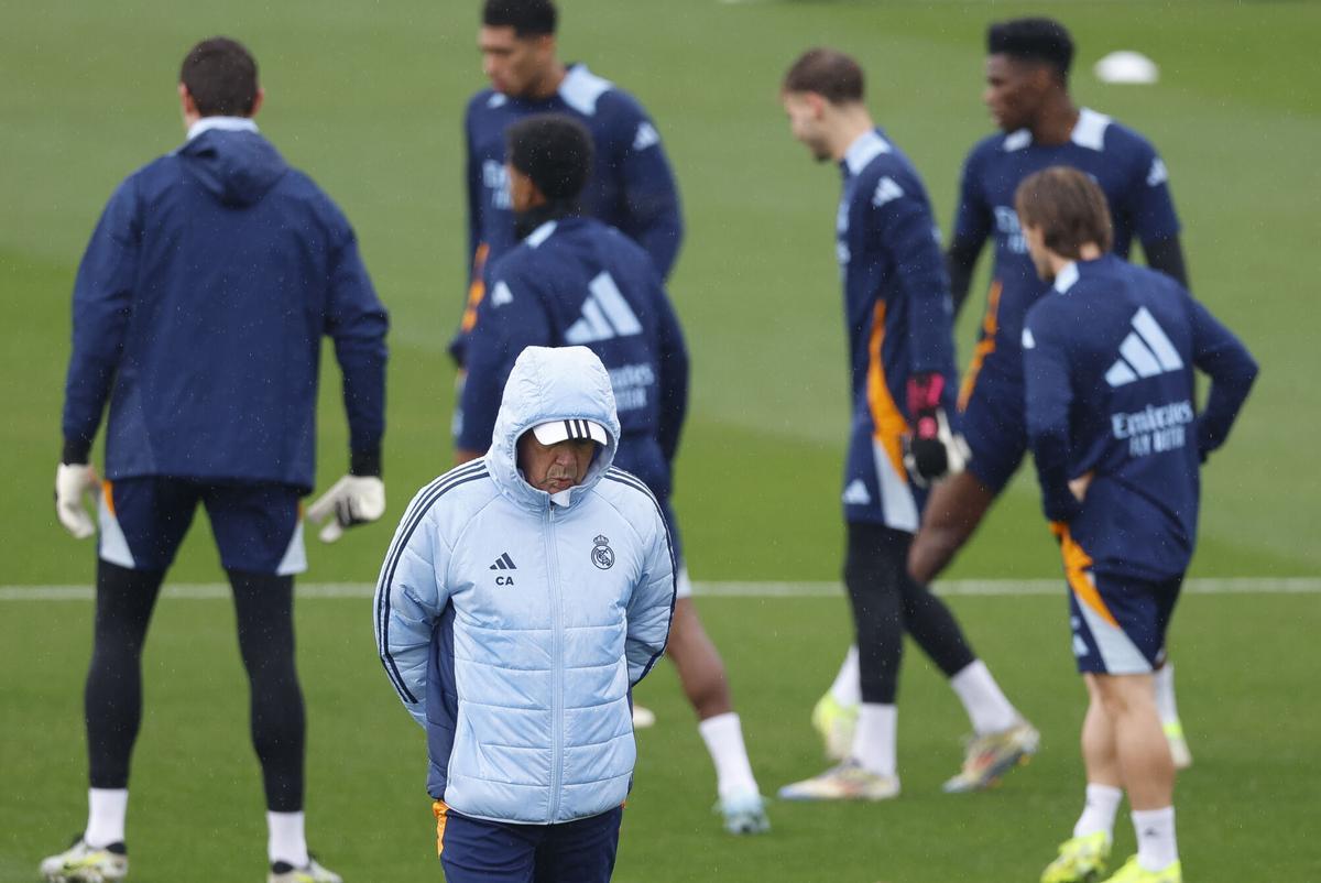 Carlo Ancelotti, entrenador del Real Madrid, durante un entrenamiento.