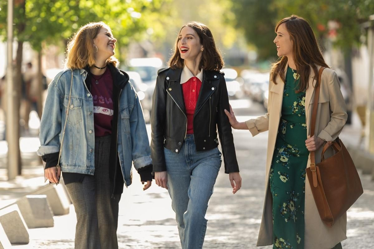 Las actrices Elísabet Casanovas, María Valverde y Susana Abaitua son Jime, Maca y Adriana en la película 'Fuimos canciones' de Netflix