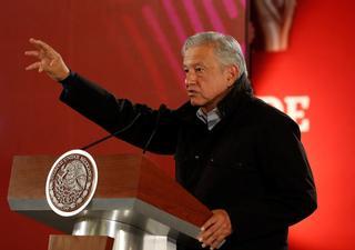 López Obrador: La estrategia contra el robo de gasolina en México no se detiene