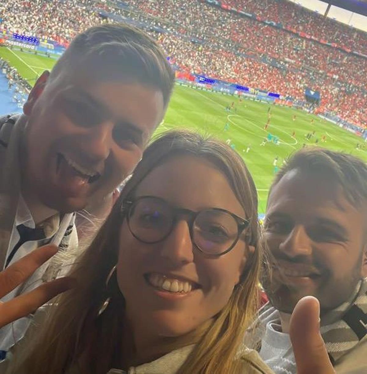 Albert Mas, Aida Llorens y Sergio Marco, de Vilafamés, al Estadio de Francia.