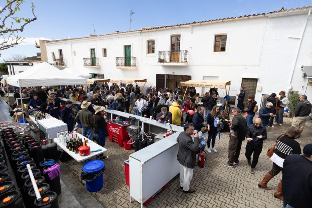Mira aquí todas las fotos de la feria de la sepia en Sant Joan Mira aquí todas las fotos de la feria de la sepia en Sant Joan
