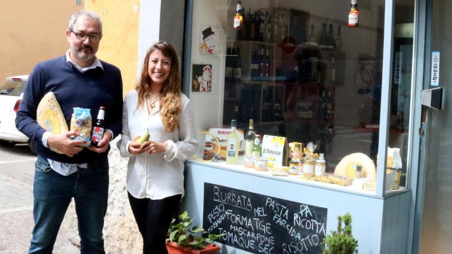 Dos emprenedors que han obert negoci amb el programa Incorpora de l&#039;Obra Social de &#039;la Caixa&#039;