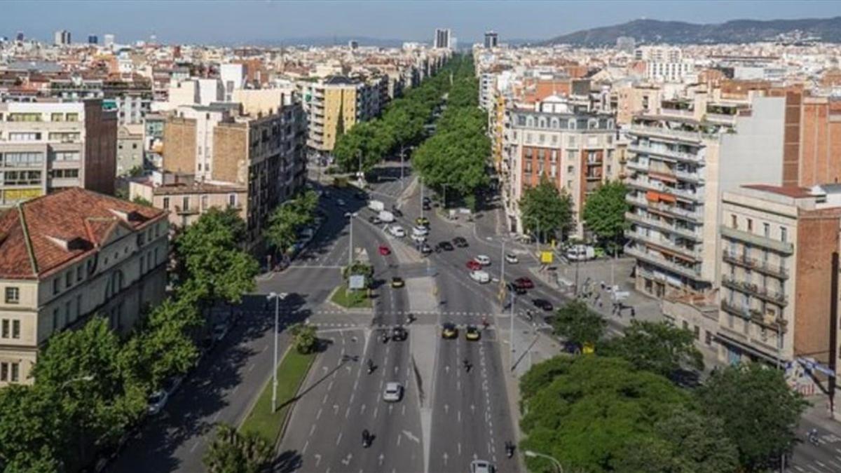 La avenida Diagonal, en su cruce con Aragón.