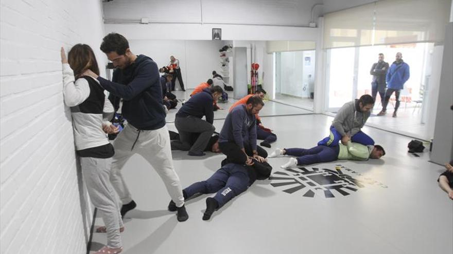 Curso de ASP para policías