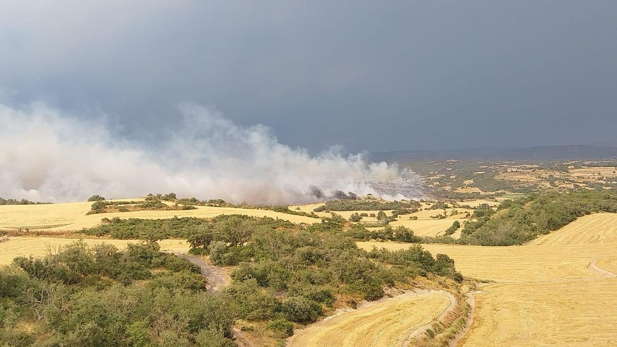 Incendio de Torrefeta a las 17.30 de ayer. El inicio del fuego