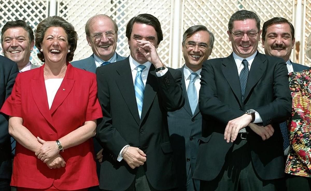jgblanco491069 madrid el presidente del gobierno jose maria aznar junto a l161123104623