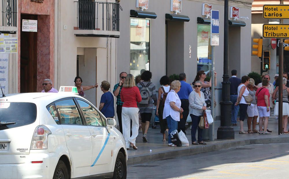 Huelga de los taxistas de Málaga contra las licencias VTC