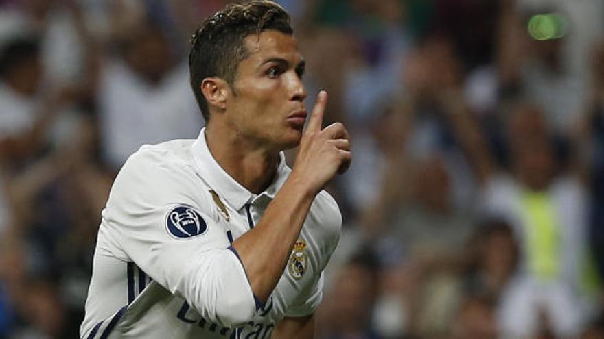 Récord y A Bola: Cristiano Ronaldo se va del Real Madrid