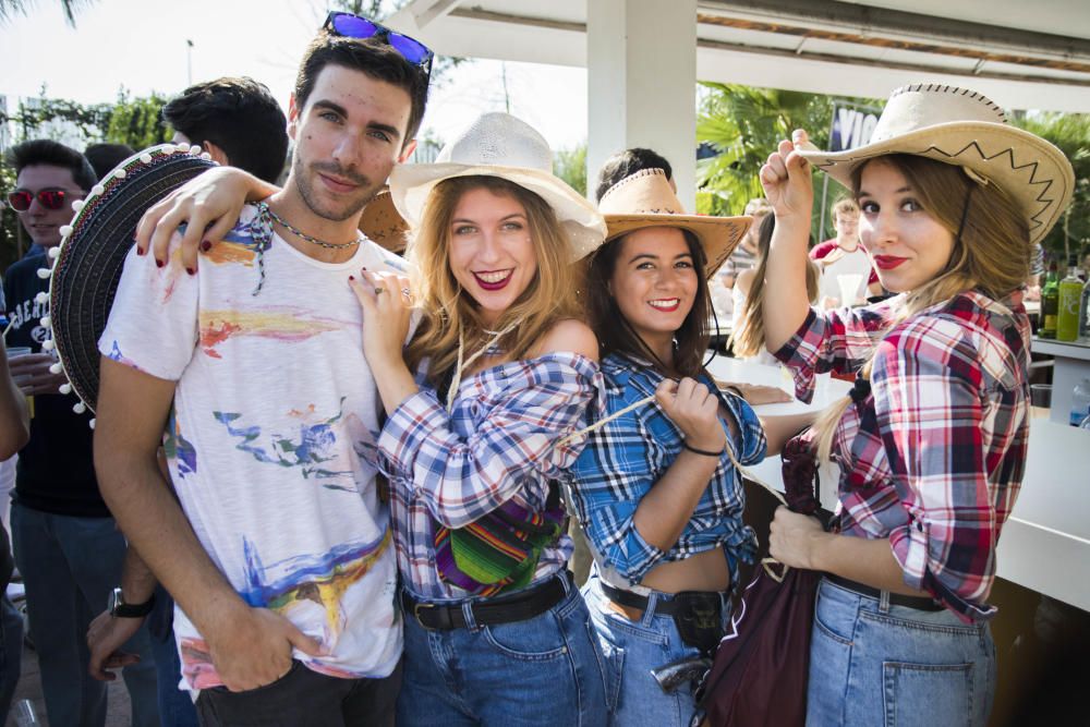 Una fiesta "intercultural" para futuros médicos