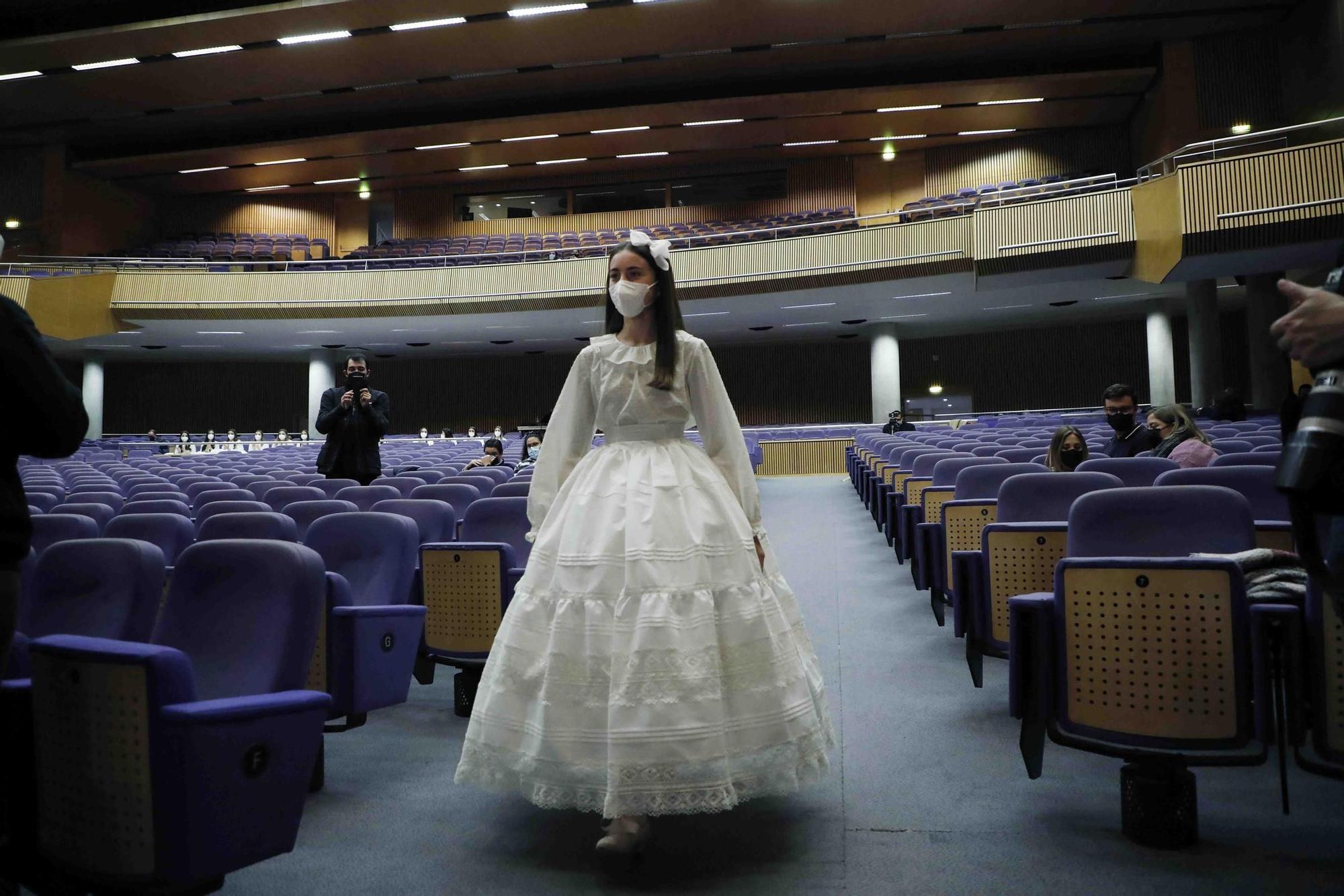 Ensayo de la exaltación de las falleras mayores