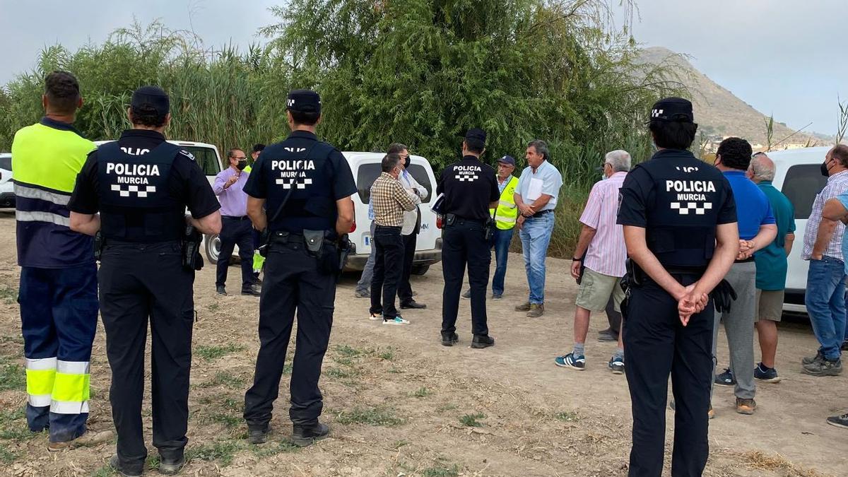 La Policía para las obras del entubamiento de la acequia Pitarque