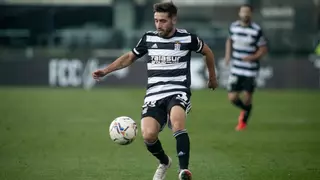 El CD Tenerife anuncia el fichaje del mediapunta Nacho Gil