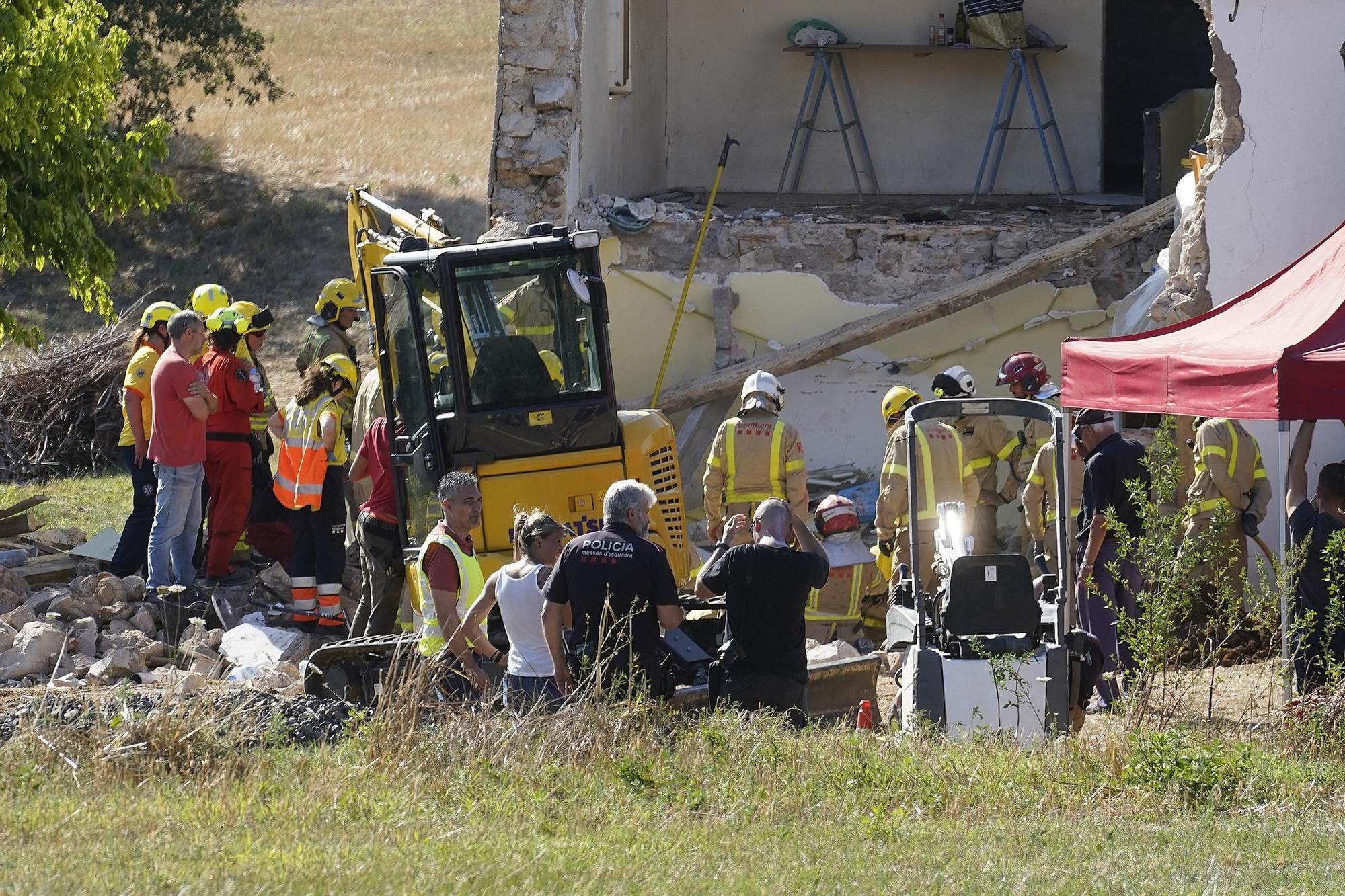 The moment of the worker's rescue in Caldes de Malavella