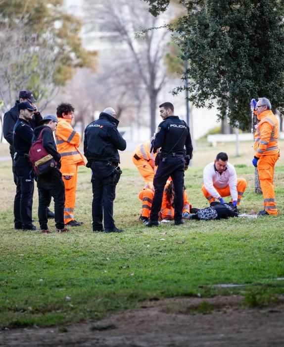 Herido grave un joven haciendo 'parkour' en València