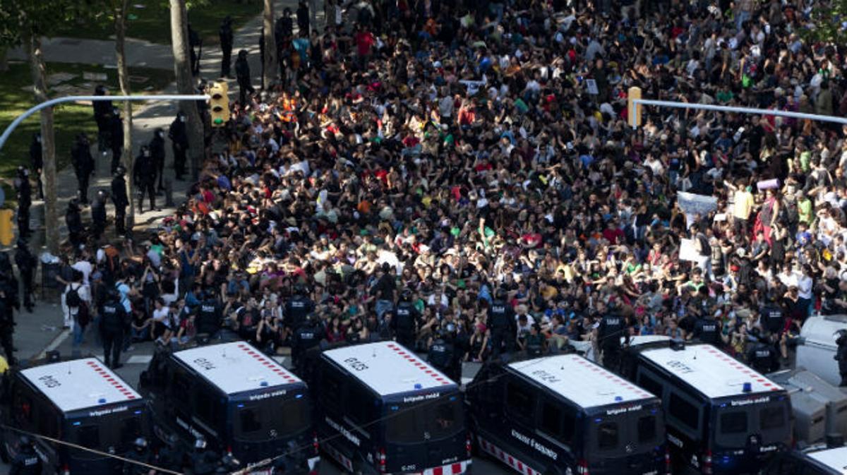 Els parlamentaris han reconegut que van tenir por quan van ser acorralats pels manifestants, el 15 de juny del 2011.