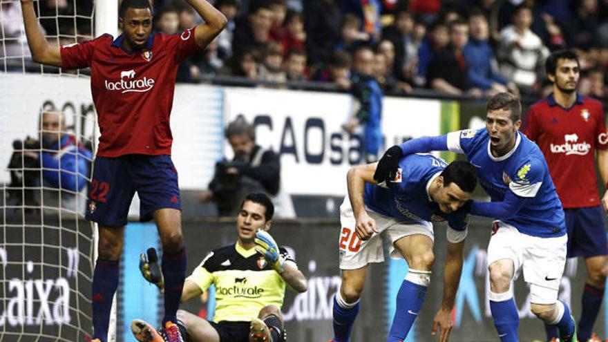 Imagen del partido entre el Ahtletic y el Osasuna.