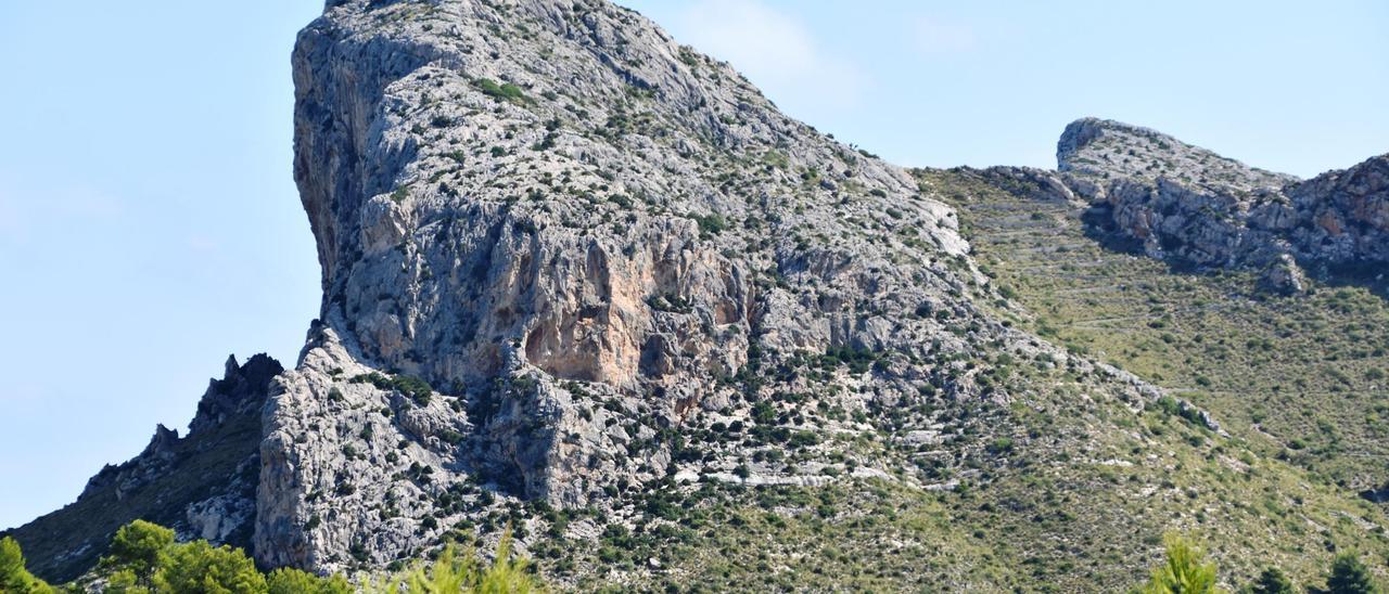 Der Gipfel El Fumat auf der Halbinsel Formentor.