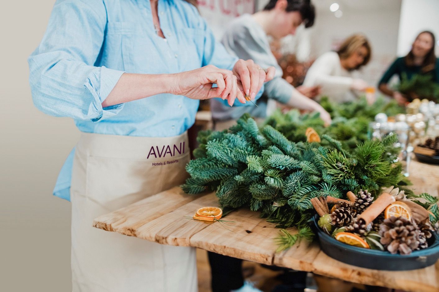 Planazo de lo más top: taller de coronas navideñas en Avani Alonso Martínez