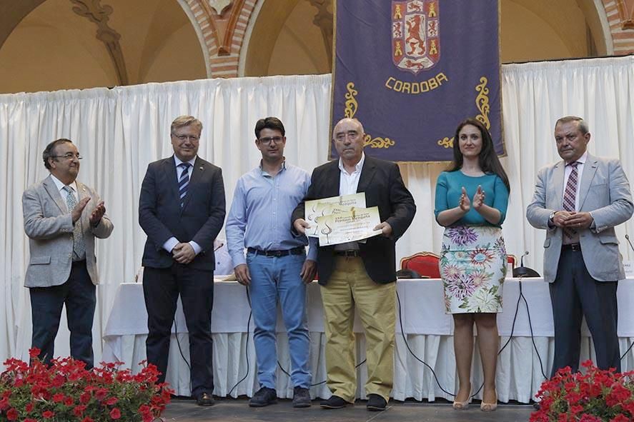 Los ganadores de los premios Mezquita a los mejores vinos de España.