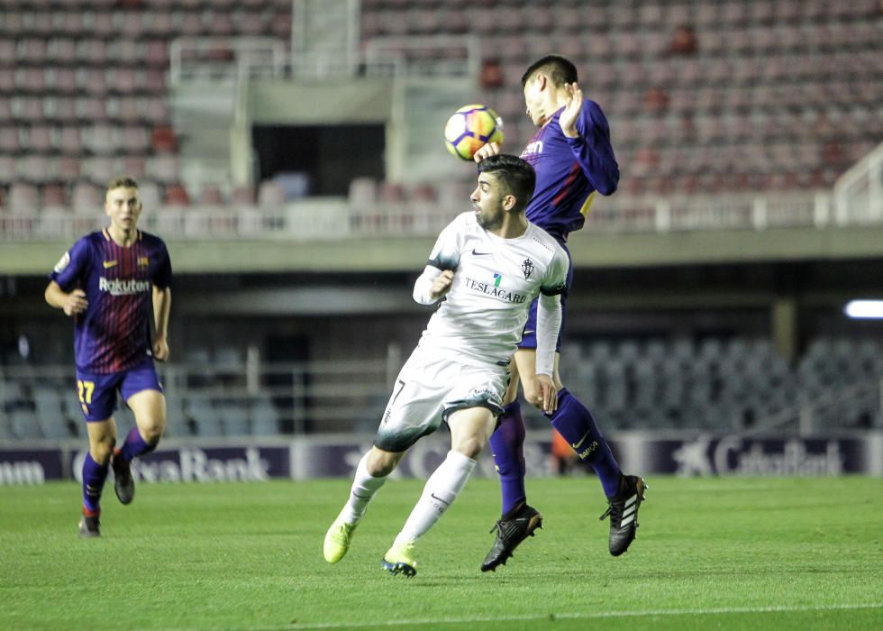 El partido entre el Barcelona B y el Sporting de Gijón, en imágenes