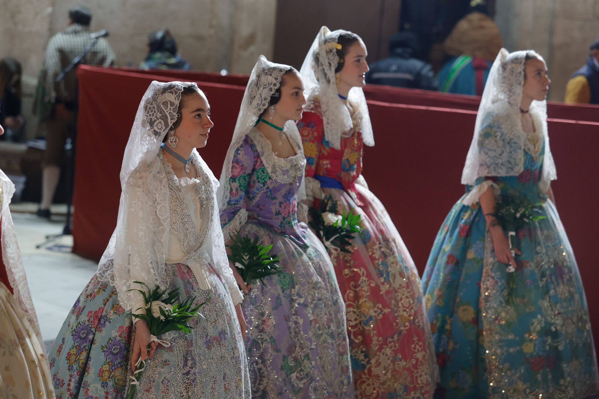 Todas las fotos de la Ofrenda del 17 de marzo por la calle San Vicente de 20:00 a 21:00 horas