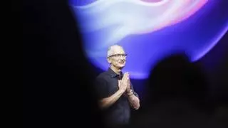 Apple presenta su nuevo iPhone 16 dotado de inteligencia artificial (IA) generativa