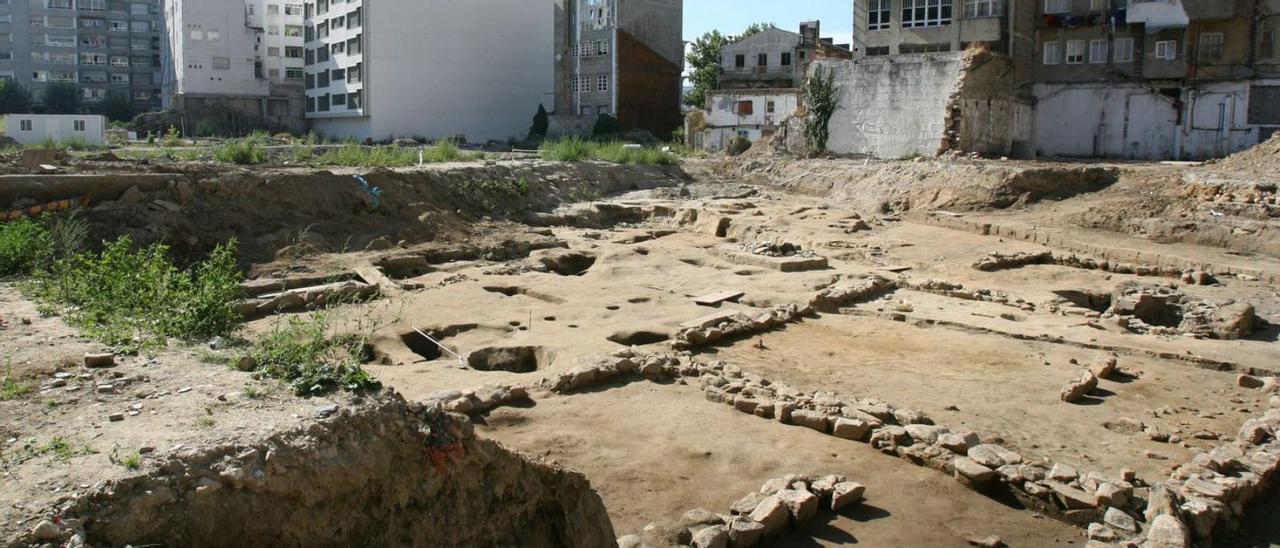 Intervención arqueológica en Rosalía de Castro II.