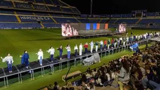 Las candidatas a Bellea del Foc ensayan en el Rico Pérez