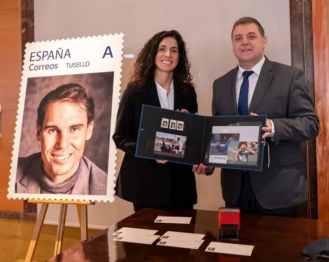 Un sello de Rafa Nadal con fines benéficos y de edición limitada