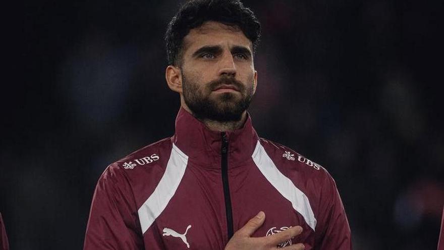Eray Cömert inicia el Mundial 2026 con Suiza: el único representante del Valencia espera su oportunidad ante Catar