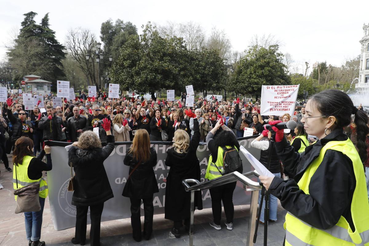 EN IMÁGENES: Así fue la manifestación de autónomos asturianos en Oviedo