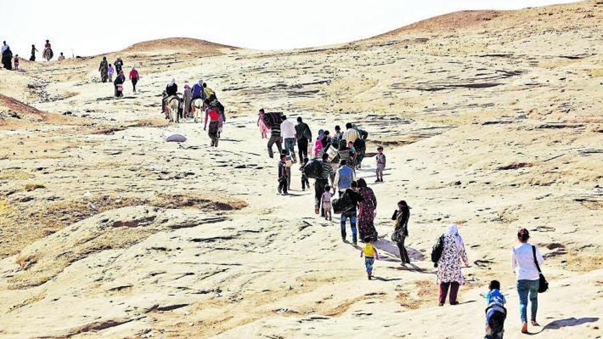 Ciudadanos africanos abandonando sus hogares para huir del calentamiento global.