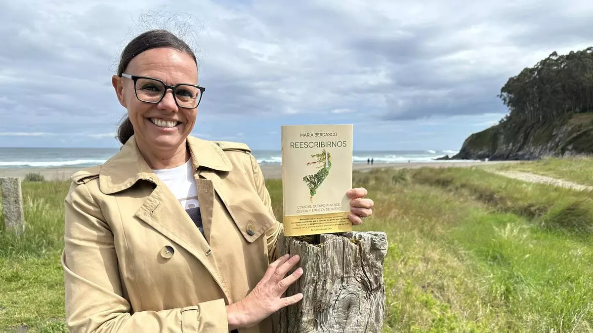 María Berdasco, científica, acaba de publicar su segundo libro: "Volver a Valdés es desconectar del trabajo y recuperar la calma; aquí es donde mejor duermo"
