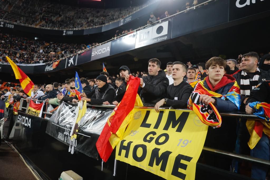 El Valencia CF - Barcelona, en imágenes