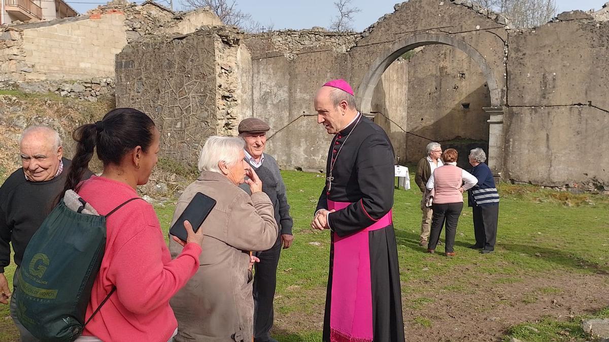 GALERÍA | Prosigue la visita del obispo por Sanabria
