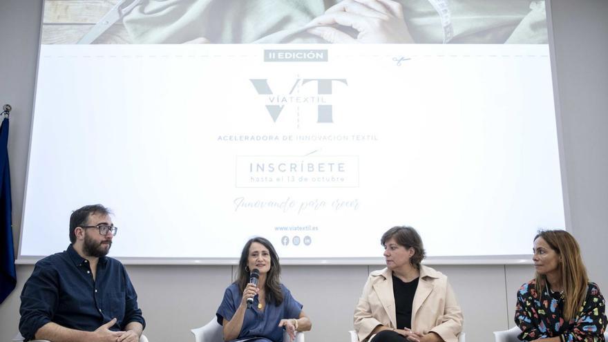 Alberto Neves, Ana María Mejías, Dora Casal y Ángeles Rodríguez, ayer. |    // BRAIS LORENZO