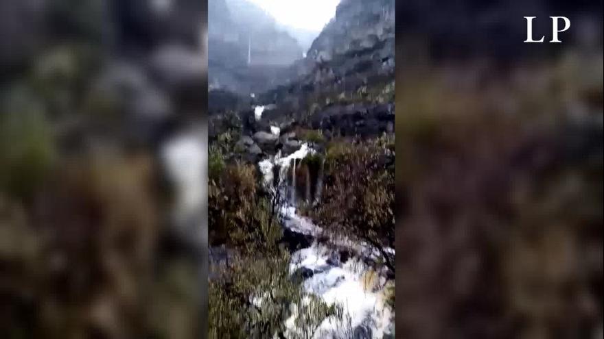 Corre el barranco del Negro