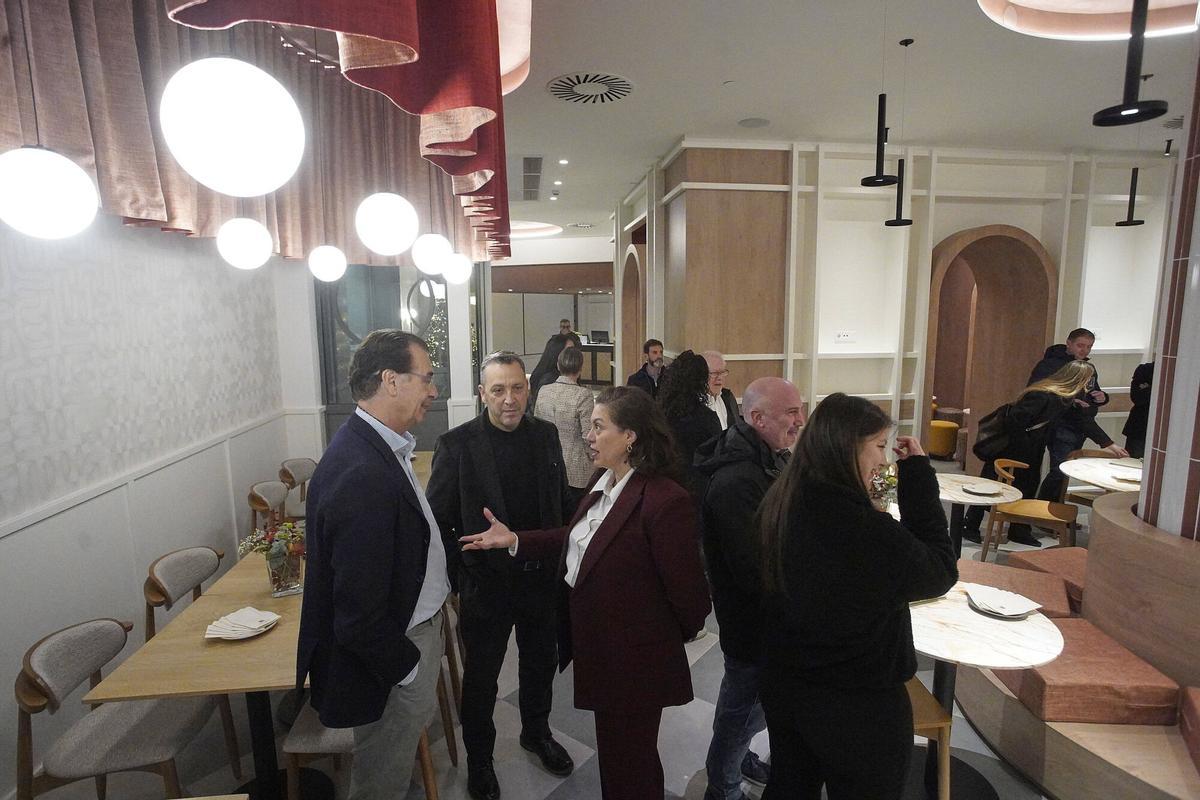Girona Inauguració del restaurant cafeteria hotel Ultonia