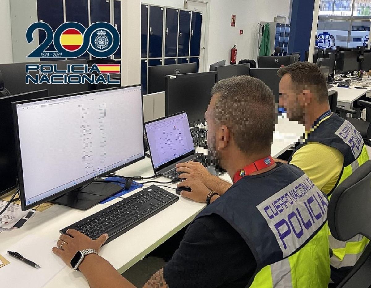 Ciberagentes de la Policía Nacional.