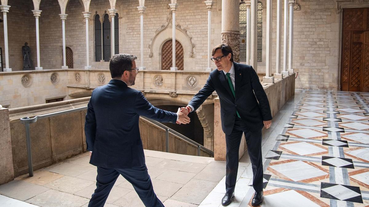 Reunión del president de la Generalitat, Salvador Illa, con el expresident Pere Aragonès